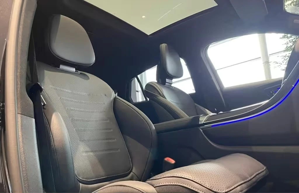 Mercedes-Benz GLC 220 d 4M Coupe AMG, снимка 12 - Автомобили и джипове - 54055125