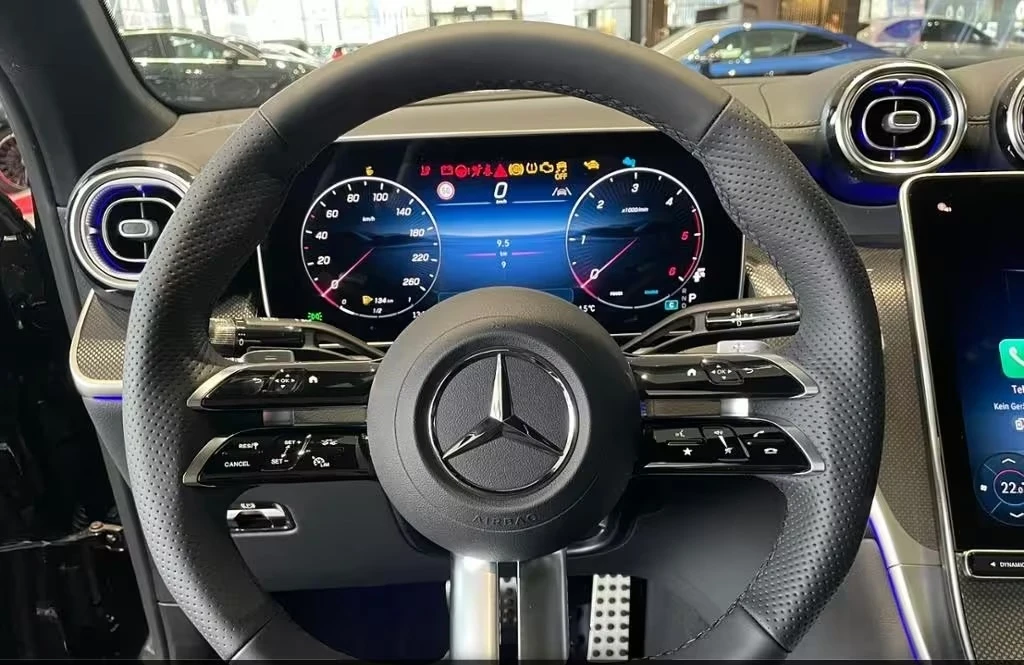 Mercedes-Benz GLC 220 d 4M Coupe AMG, снимка 8 - Автомобили и джипове - 54055125