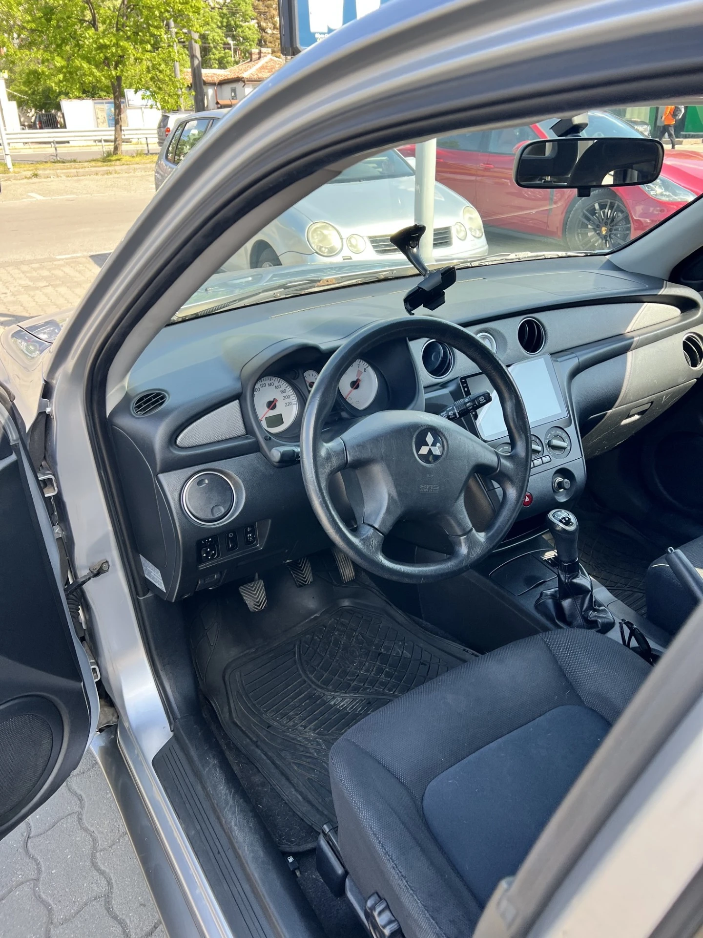 Mitsubishi Outlander, снимка 4 - Автомобили и джипове - 54442463