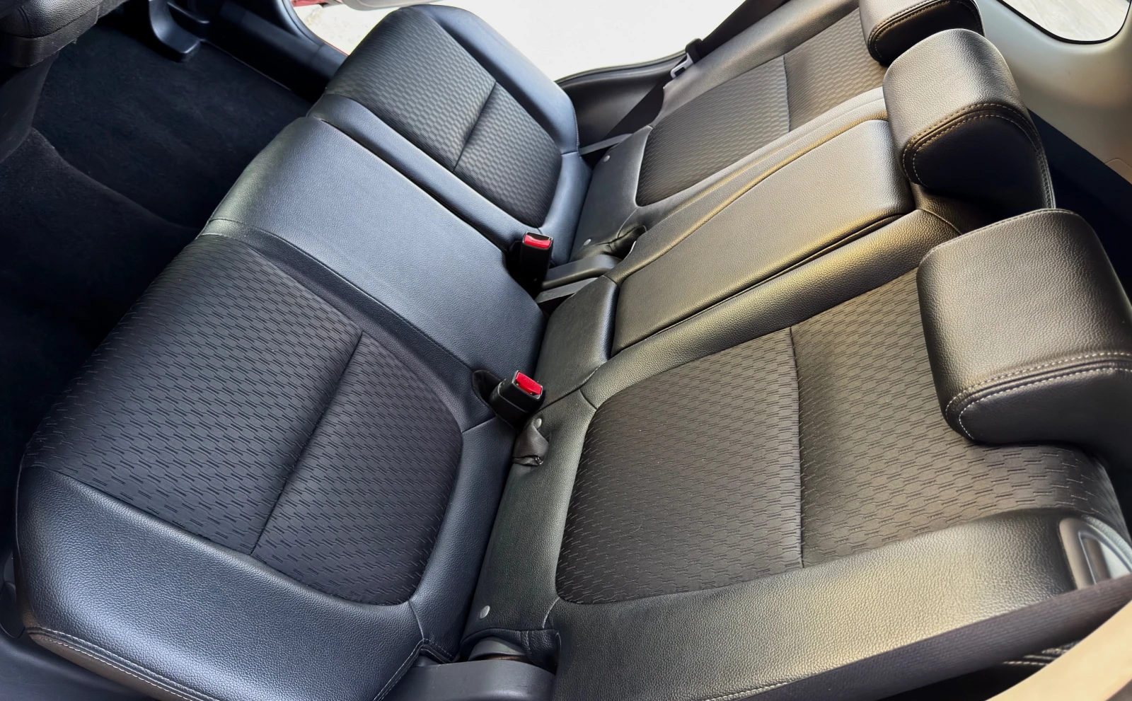 Mitsubishi Outlander 2.2DI-D/EXECUTIVE/4X4, снимка 11 - Автомобили и джипове - 55073415