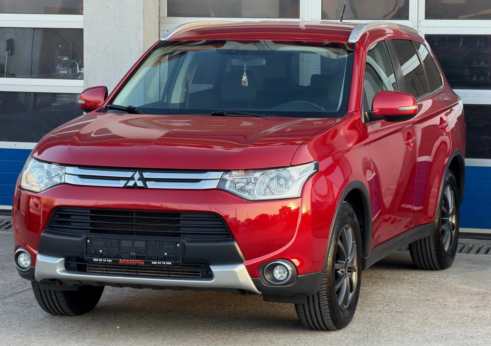 Mitsubishi Outlander 2.2DI-D/EXECUTIVE/4X4