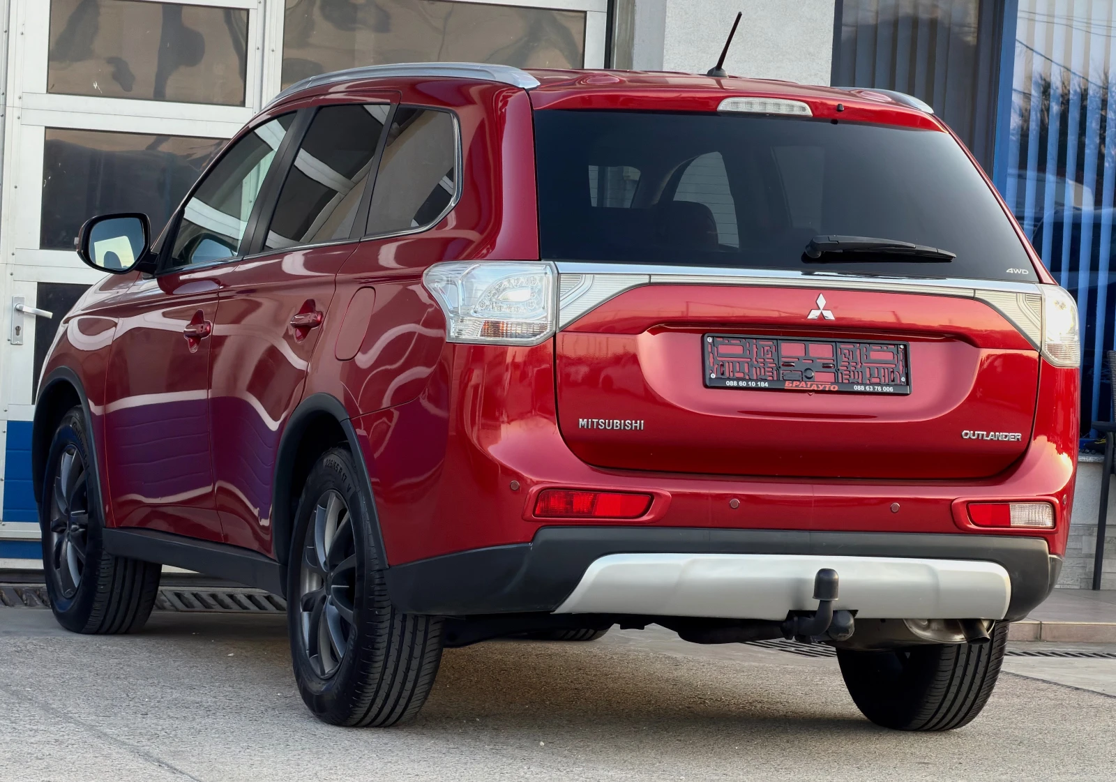 Mitsubishi Outlander 2.2DI-D/EXECUTIVE/4X4, снимка 6 - Автомобили и джипове - 55073415