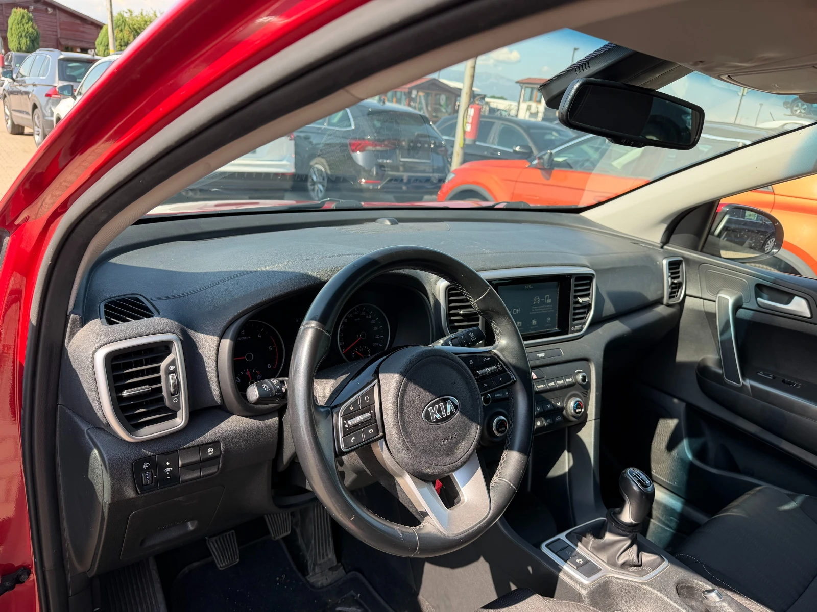 Kia Sportage 1.6CRDI NAVI/KAMERA EURO 6, снимка 13 - Автомобили и джипове - 55175990