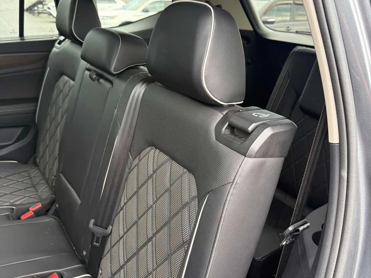 VW Atlas EXECLINE| 360| HAR/KAR| MEMORY| 2 КЛЮЧА| , снимка 13 - Автомобили и джипове - 55558196