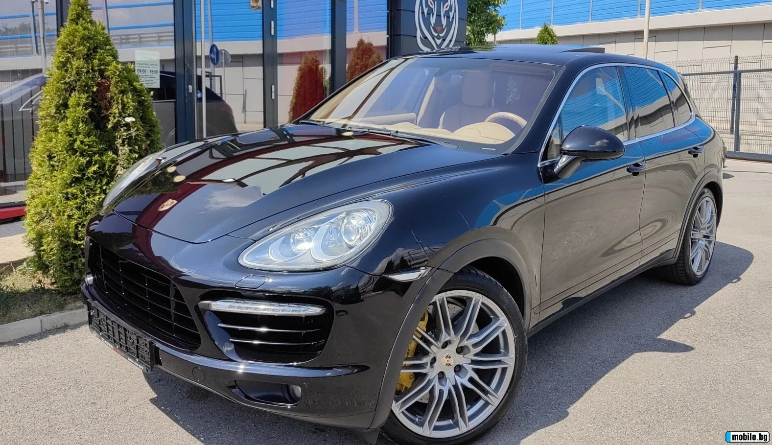 Porsche Cayenne TURBO, снимка 2 - Автомобили и джипове - 55728430