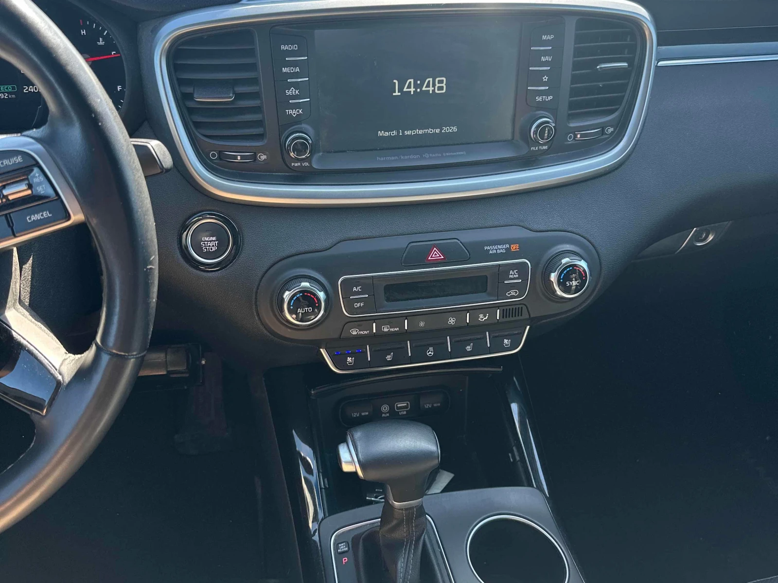 Kia Sorento * SX AWD * АВТОКРЕДИТ БЕЗ ПЪРВОНАЧАЛНА ВНОСКА* , снимка 9 - Автомобили и джипове - 55948012