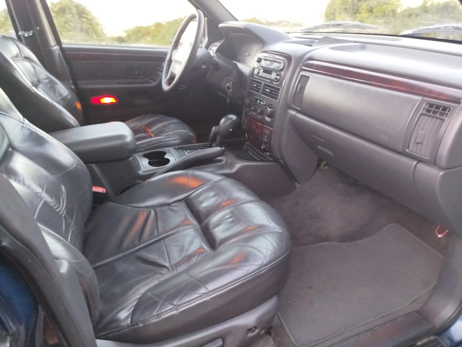 Jeep Grand cherokee, снимка 11 - Автомобили и джипове - 56216223