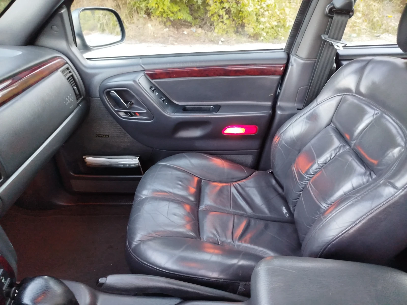 Jeep Grand cherokee, снимка 10 - Автомобили и джипове - 56216223