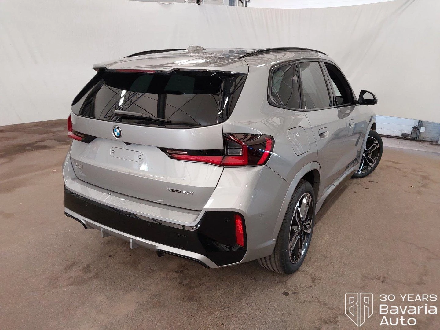 BMW X1 23i xDrive Steptronic, снимка 3 - Автомобили и джипове - 56235468