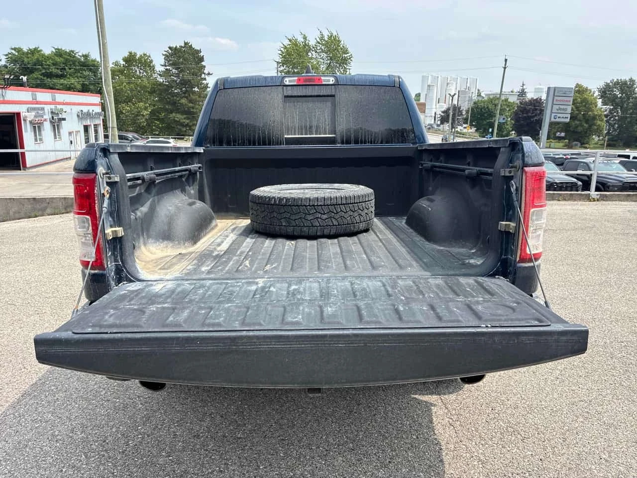 Dodge RAM 1500 * Big Horn * CARFAX * ����� �� ����������� | Mobile.bg � ����������� 17