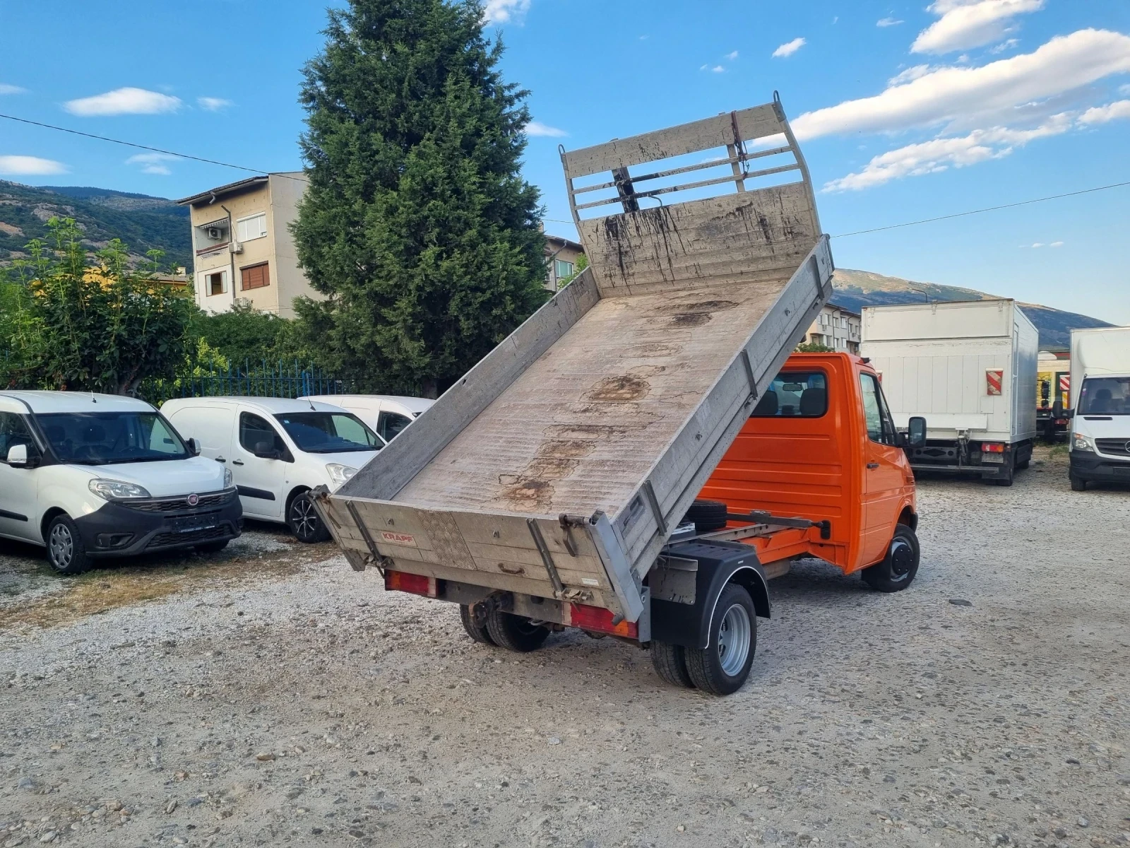 Mercedes-Benz Sprinter 416 самосвал - изображение 9