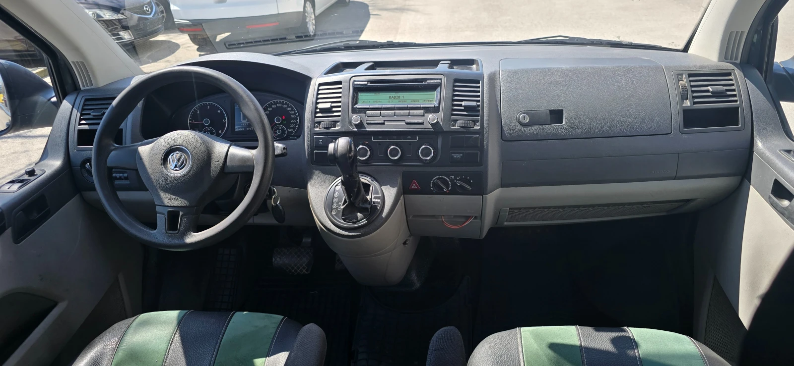 VW Transporter 2.0 Автомат 4×4, снимка 17 - Бусове и автобуси - 54098897