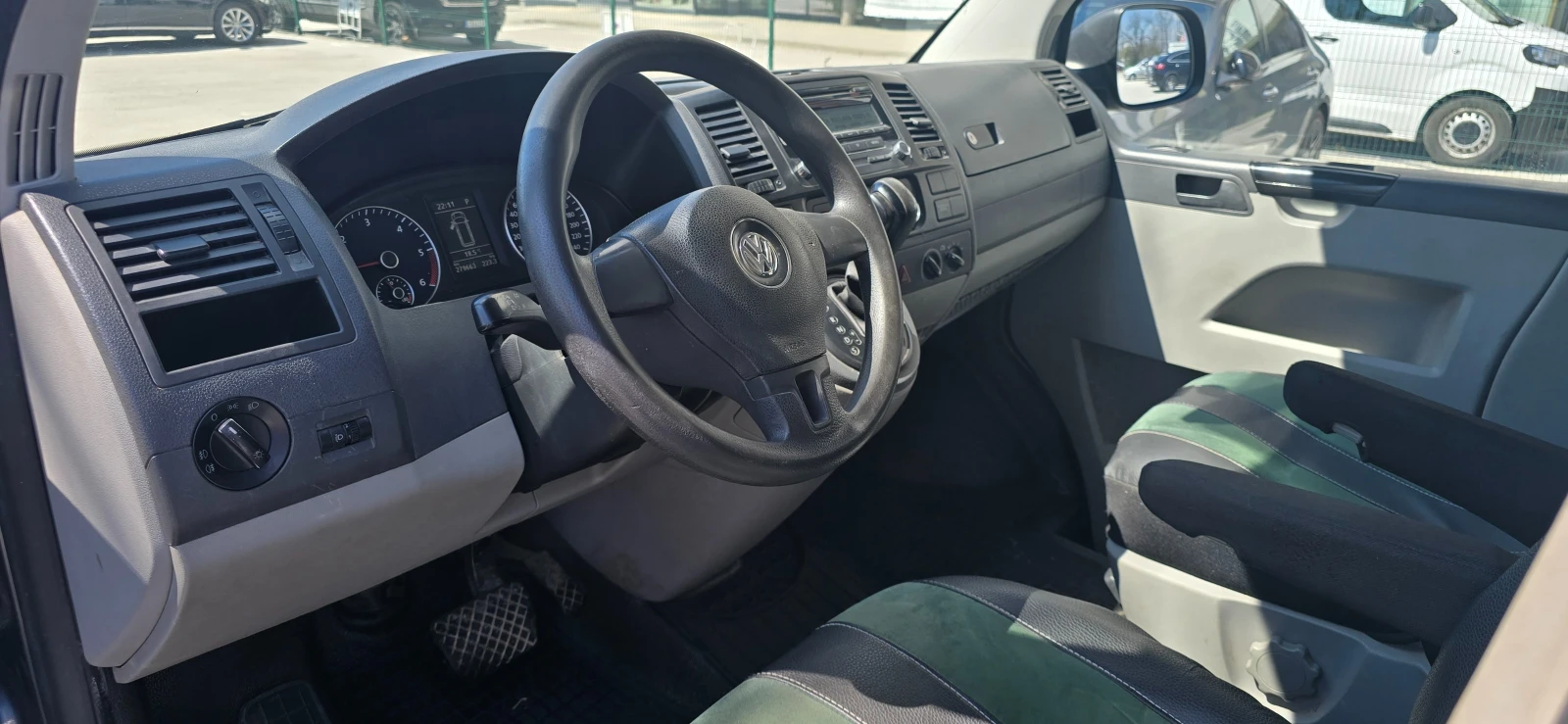 VW Transporter 2.0 Автомат 4×4, снимка 8 - Бусове и автобуси - 54098897