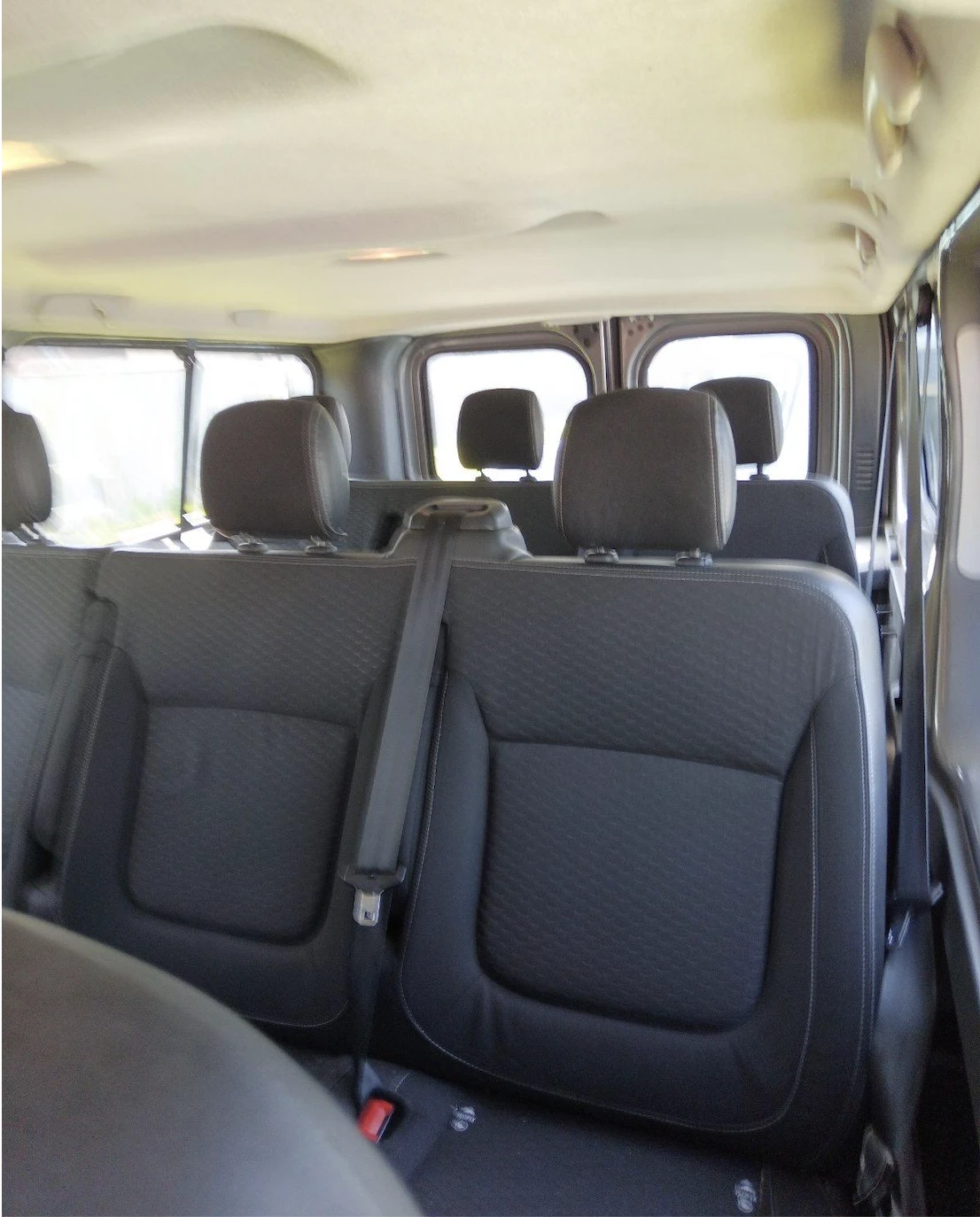Opel Vivaro 1.6 BiTurbo, снимка 3 - Бусове и автобуси - 56285698