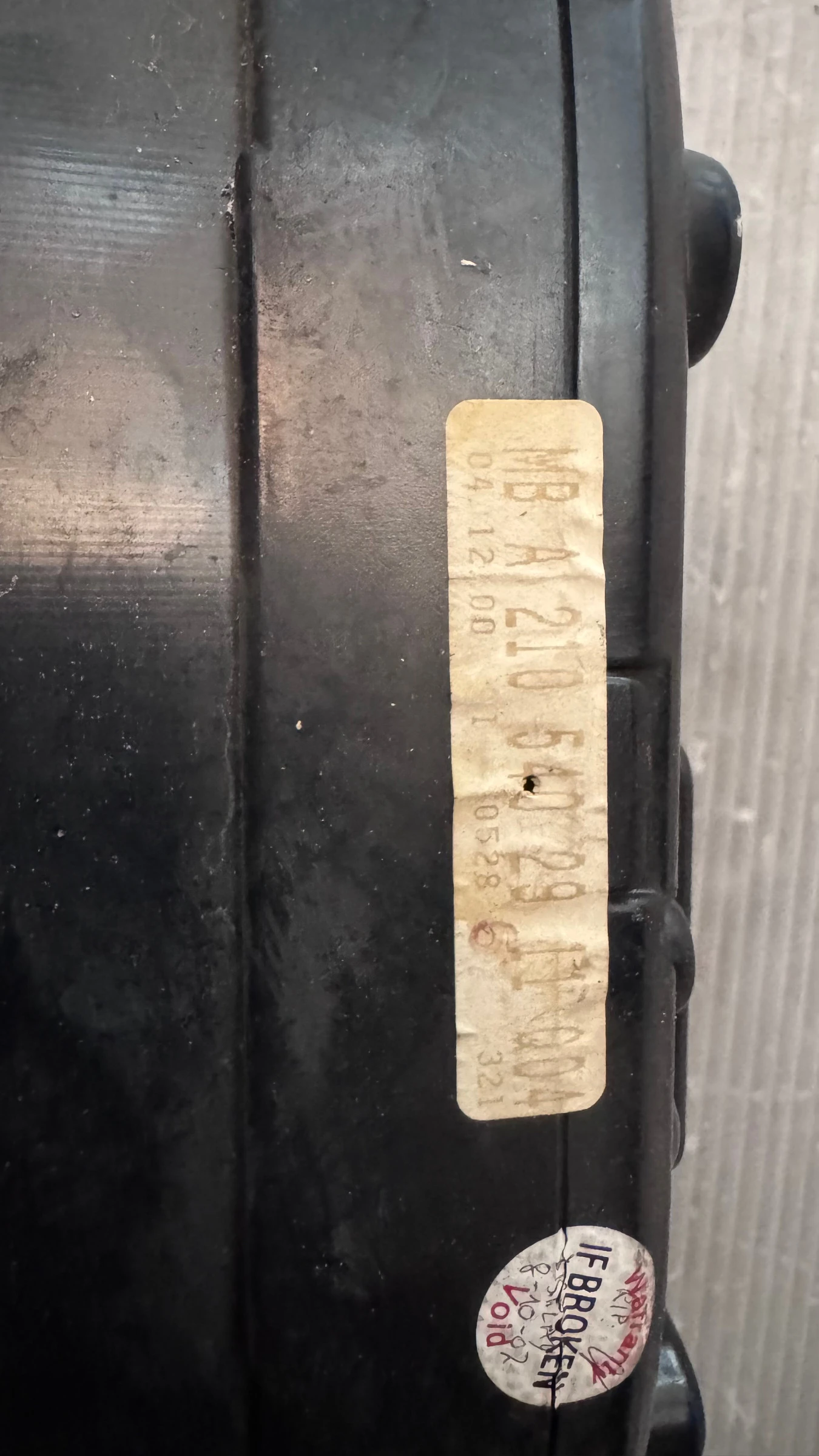   Mercedes E320  - A2105402911Q04 | Mobile.bg   2