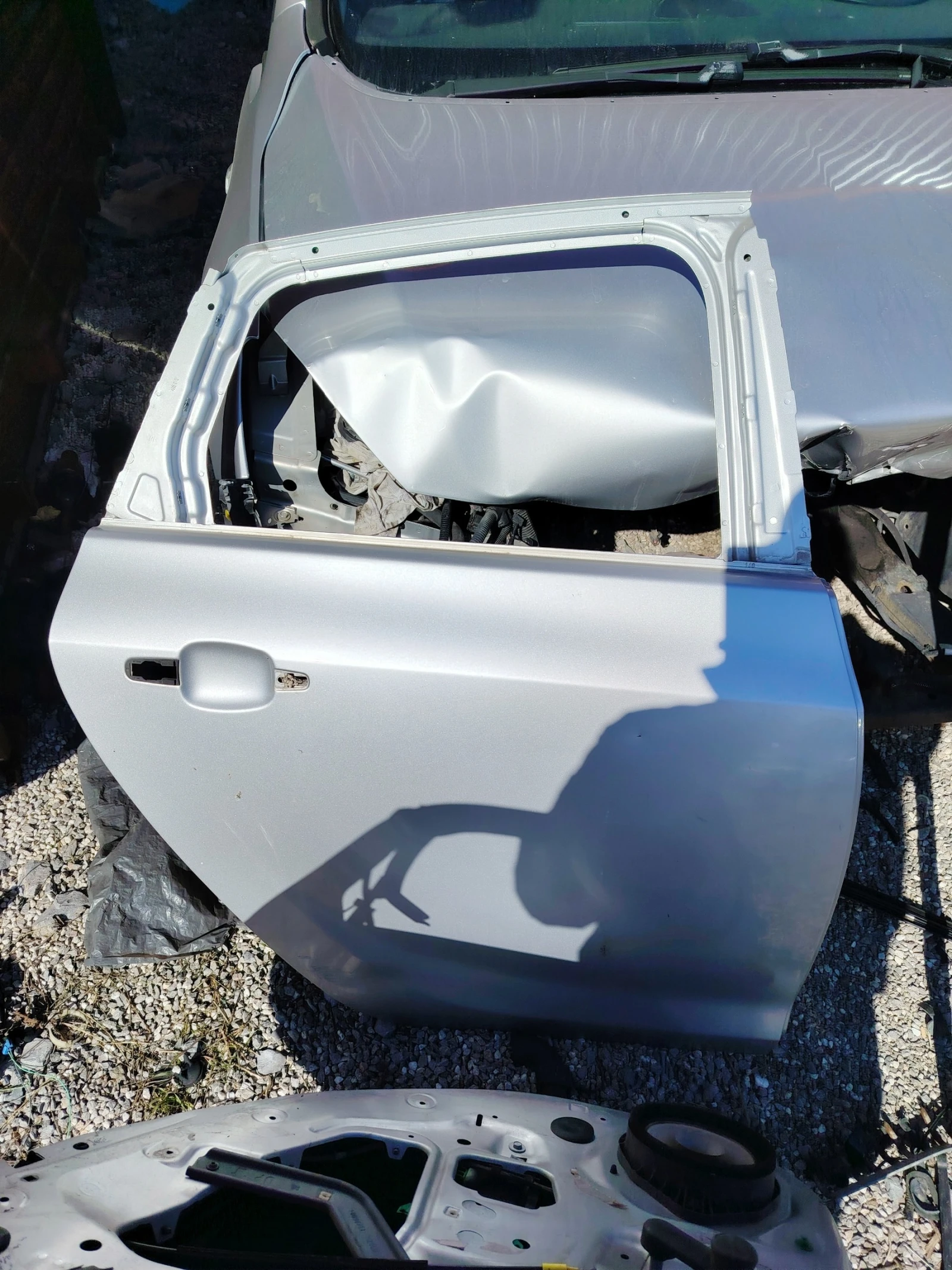 ����� ����� ����� �� ���� �����J 2011� ������� | Mobile.bg � ����������� 1