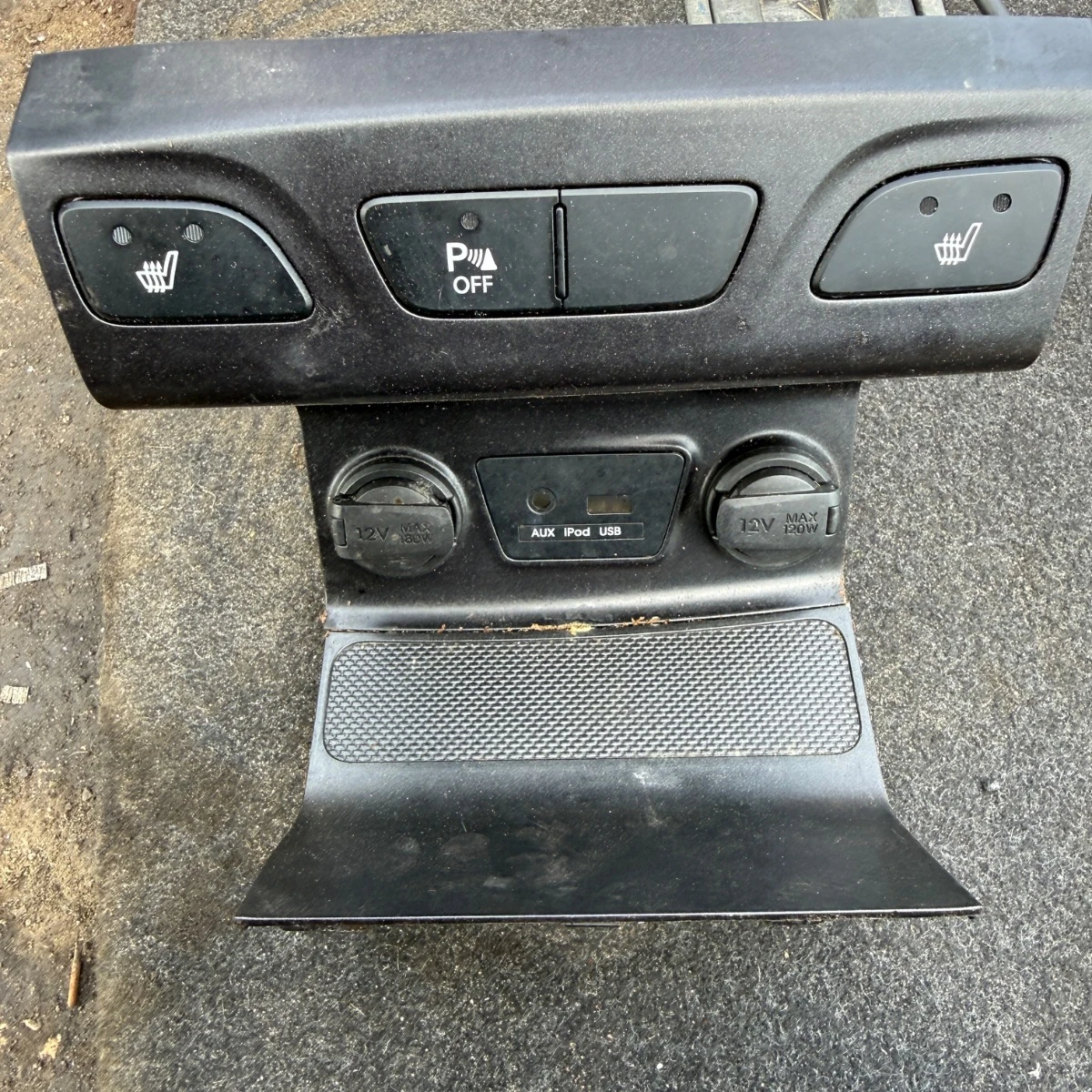 Панел с бутони за подгряване на седалките за Hyundai IX35 84620-2Y925-335