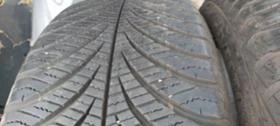 Гуми Зимни 215/55R17, снимка 4