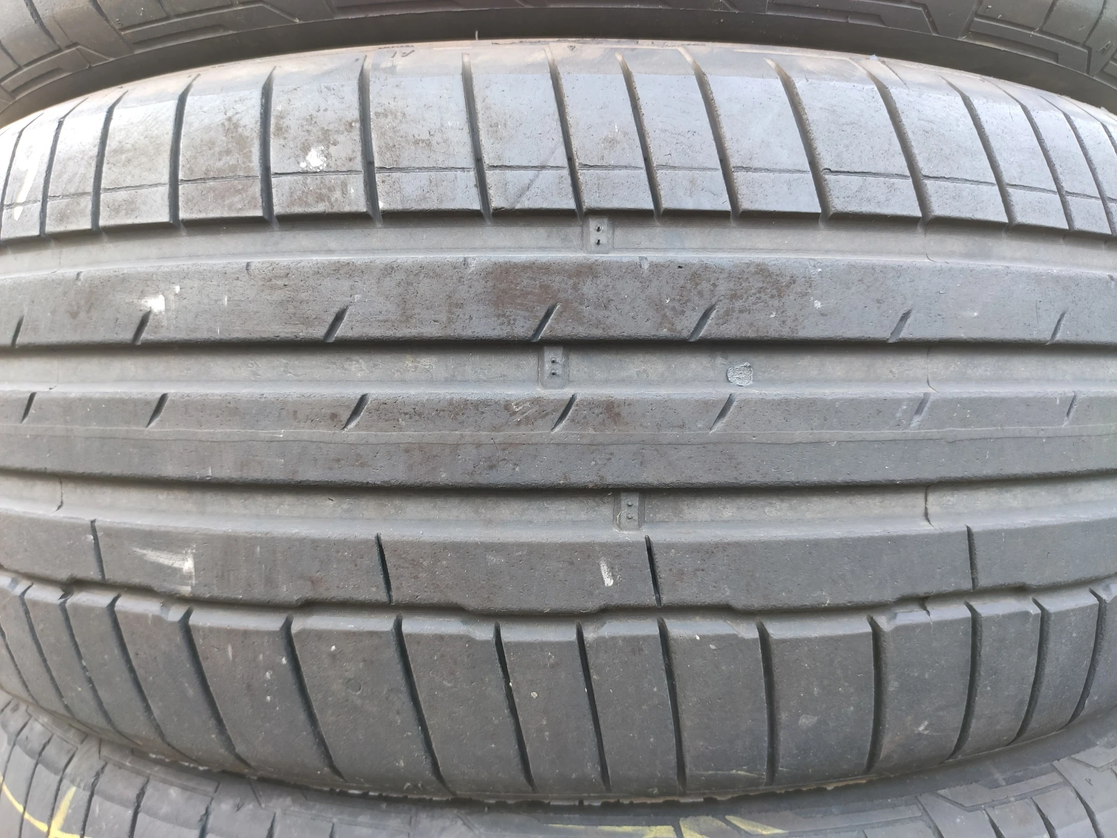 Гуми Летни 235/55R19, снимка 4 - Гуми и джанти - 55272528