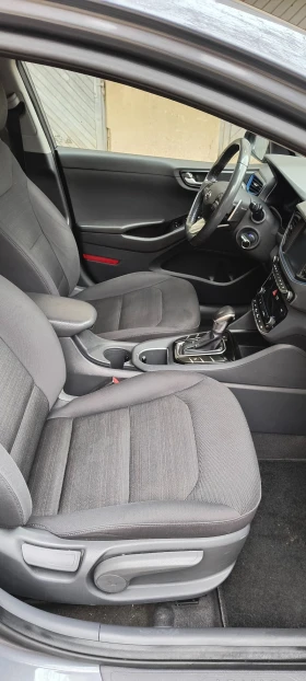 Hyundai Ioniq 1.6 Hibrid, снимка 17