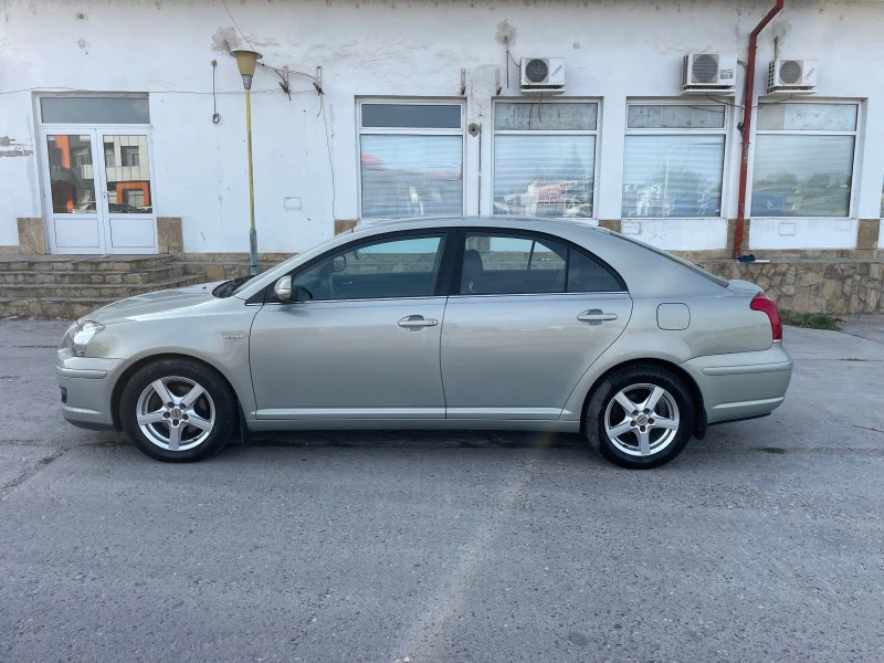 Toyota Avensis D4D-КОЖА-КЛИМА- НАВИГАЦИЯ-АВСТРИЯ, снимка 3 - Автомобили и джипове - 41414479