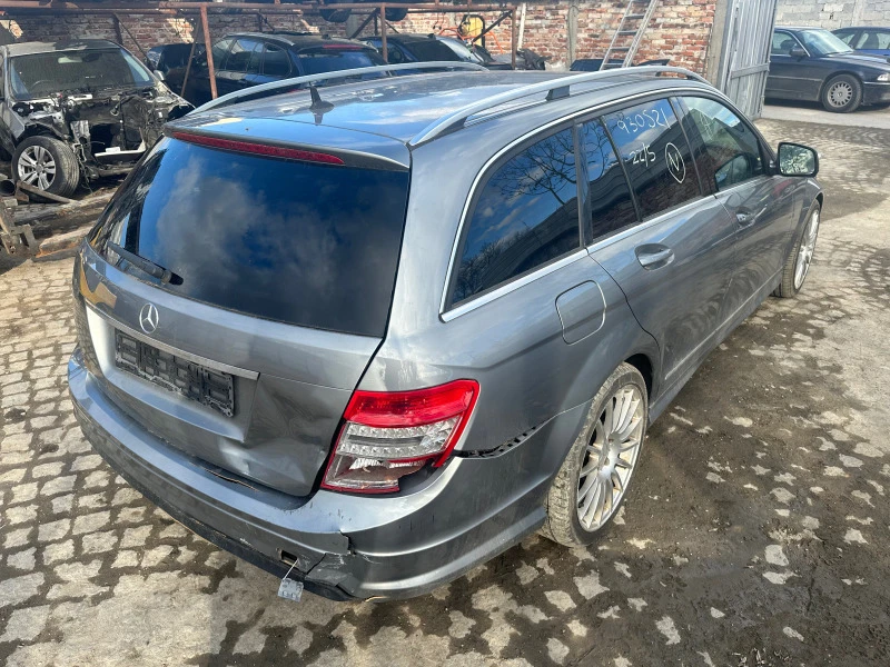 Mercedes-Benz C 220 AMG pack На части, снимка 4 - Автомобили и джипове - 47217739