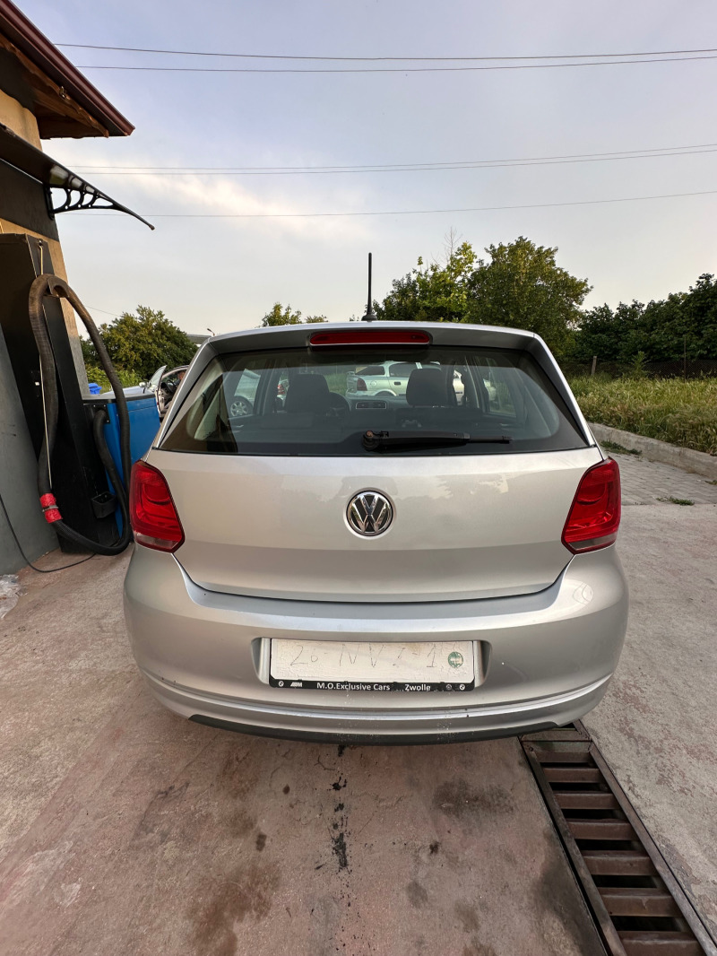 VW Polo, снимка 6 - Автомобили и джипове - 46052104