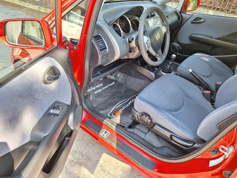 Honda Jazz 1.4, снимка 11 - Автомобили и джипове - 47251954