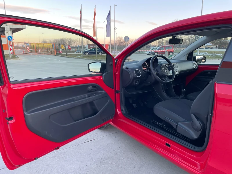 VW Up 1.0 МЕТАН GERMANY, снимка 9 - Автомобили и джипове - 48619597