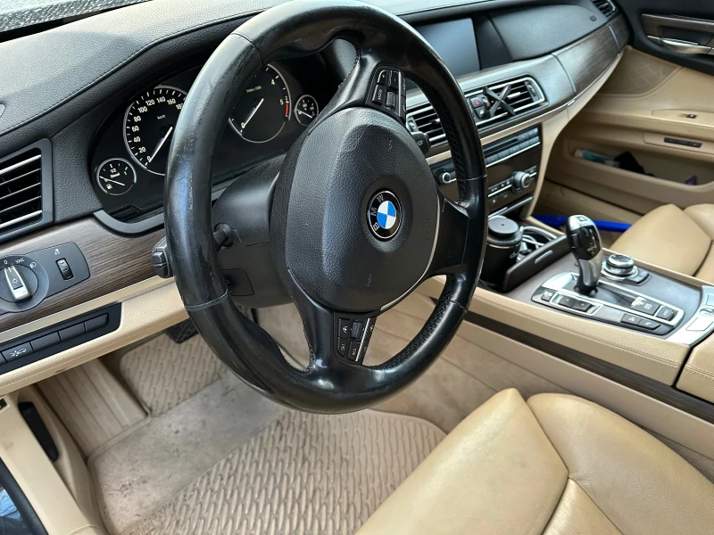 BMW 740, снимка 6 - Автомобили и джипове - 49532936