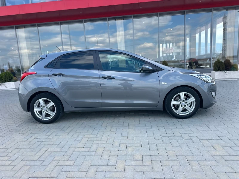 Hyundai I30 1.4 crdi Топ състояние !!!, снимка 7 - Автомобили и джипове - 52244491