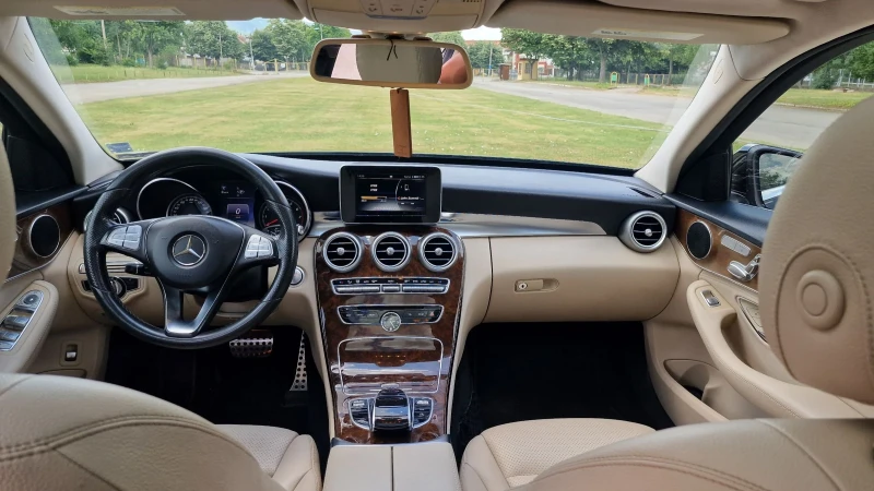 Mercedes-Benz C 300 4matic , снимка 9 - Автомобили и джипове - 50747468