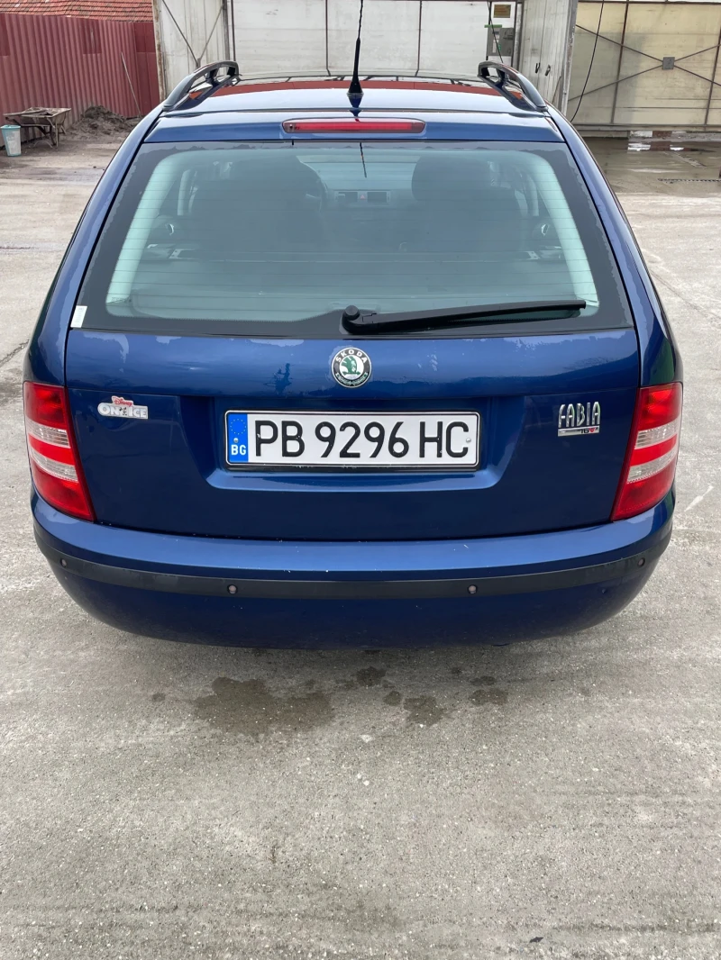Skoda Fabia Skoda Fabia 1.4 16V BENZIN, снимка 4 - Автомобили и джипове - 53293728
