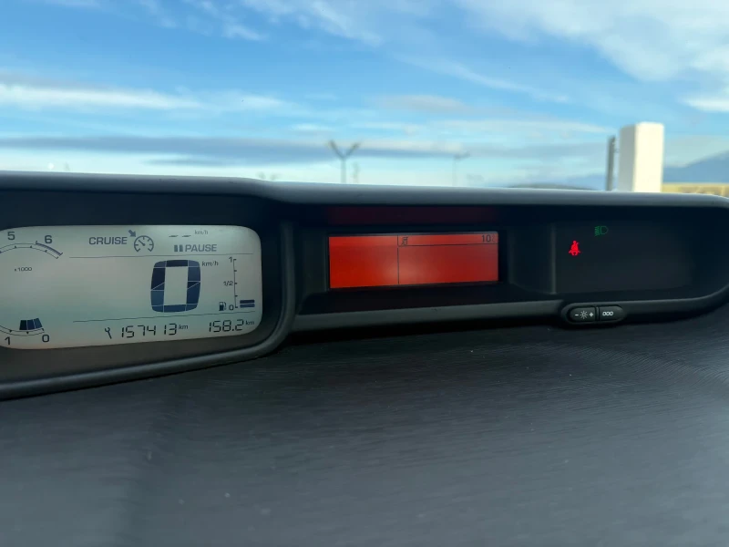 Citroen C3 Picasso Газ-бензин, снимка 8 - Автомобили и джипове - 53339799