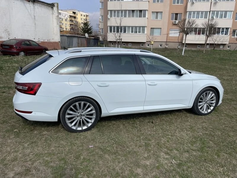 Skoda Superb 2.0TDI L&K / DSG, снимка 2 - Автомобили и джипове - 52569754