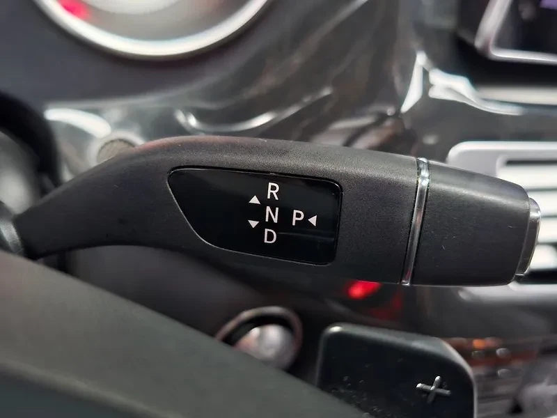 Mercedes-Benz CLS  - изображение 9