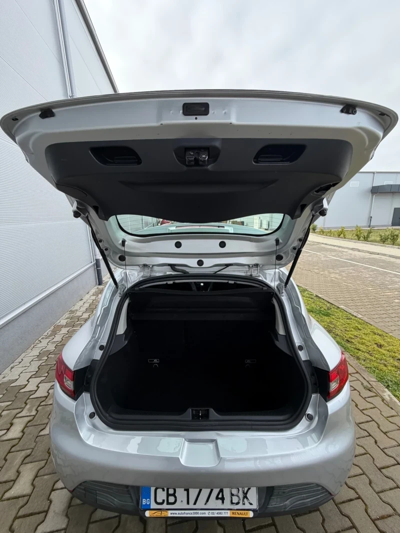 Renault Clio, снимка 5 - Автомобили и джипове - 55003081