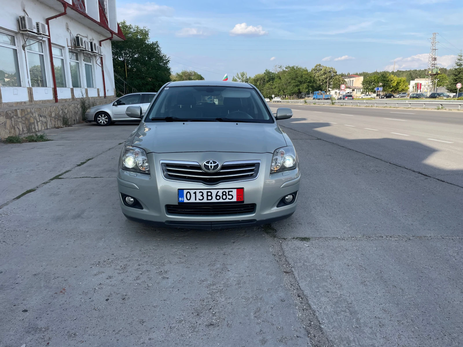 Toyota Avensis D4D-КОЖА-КЛИМА- НАВИГАЦИЯ-АВСТРИЯ - изображение 2