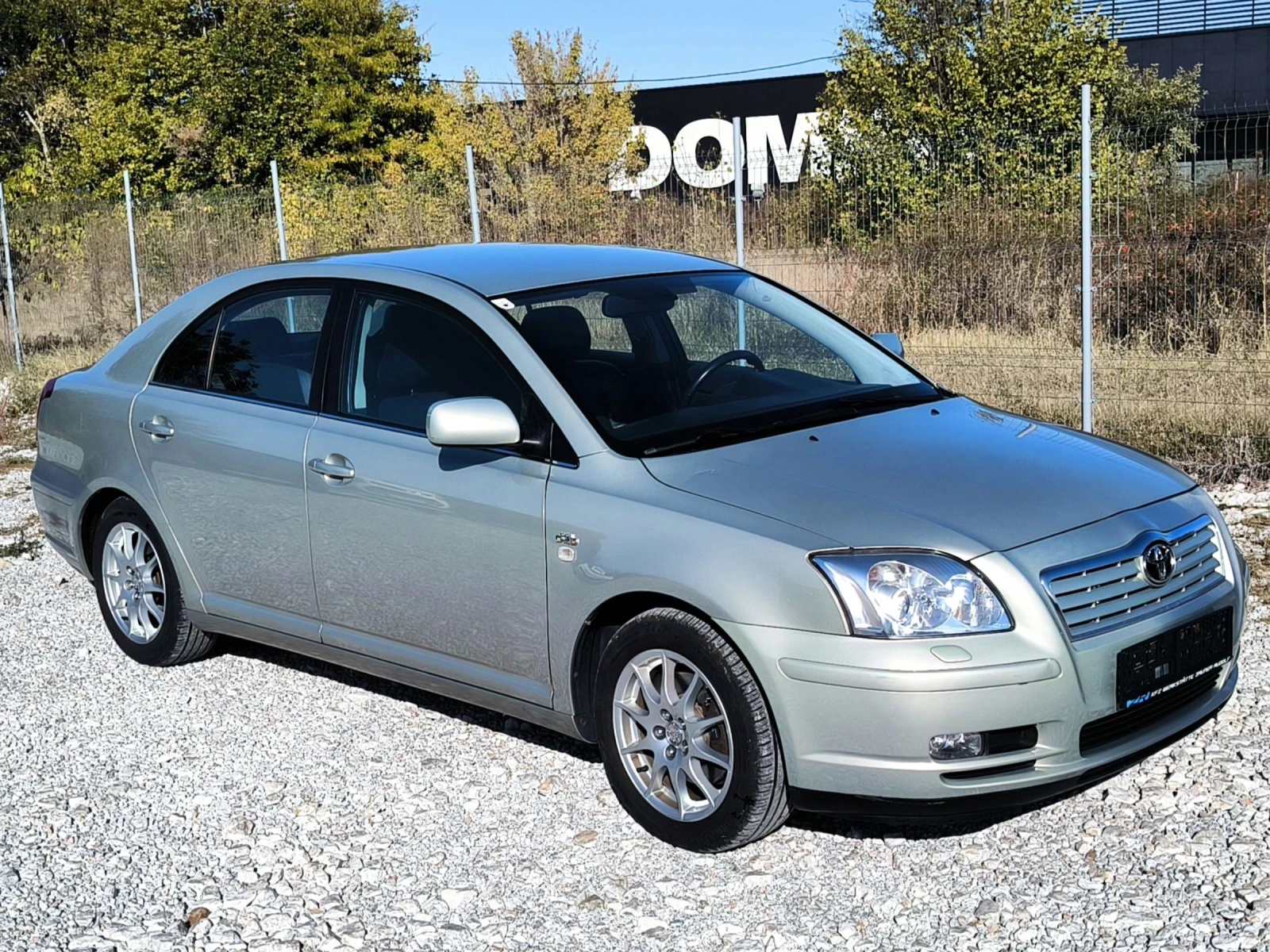 Toyota Avensis 2.0 D-4D 116 к.с. - изображение 8