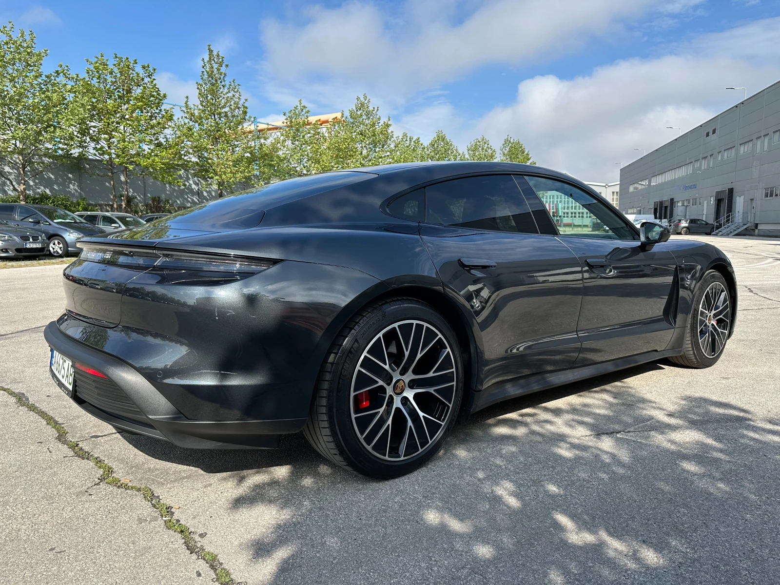 Porsche Taycan 4S Швейцария/Всички Екстри - изображение 4