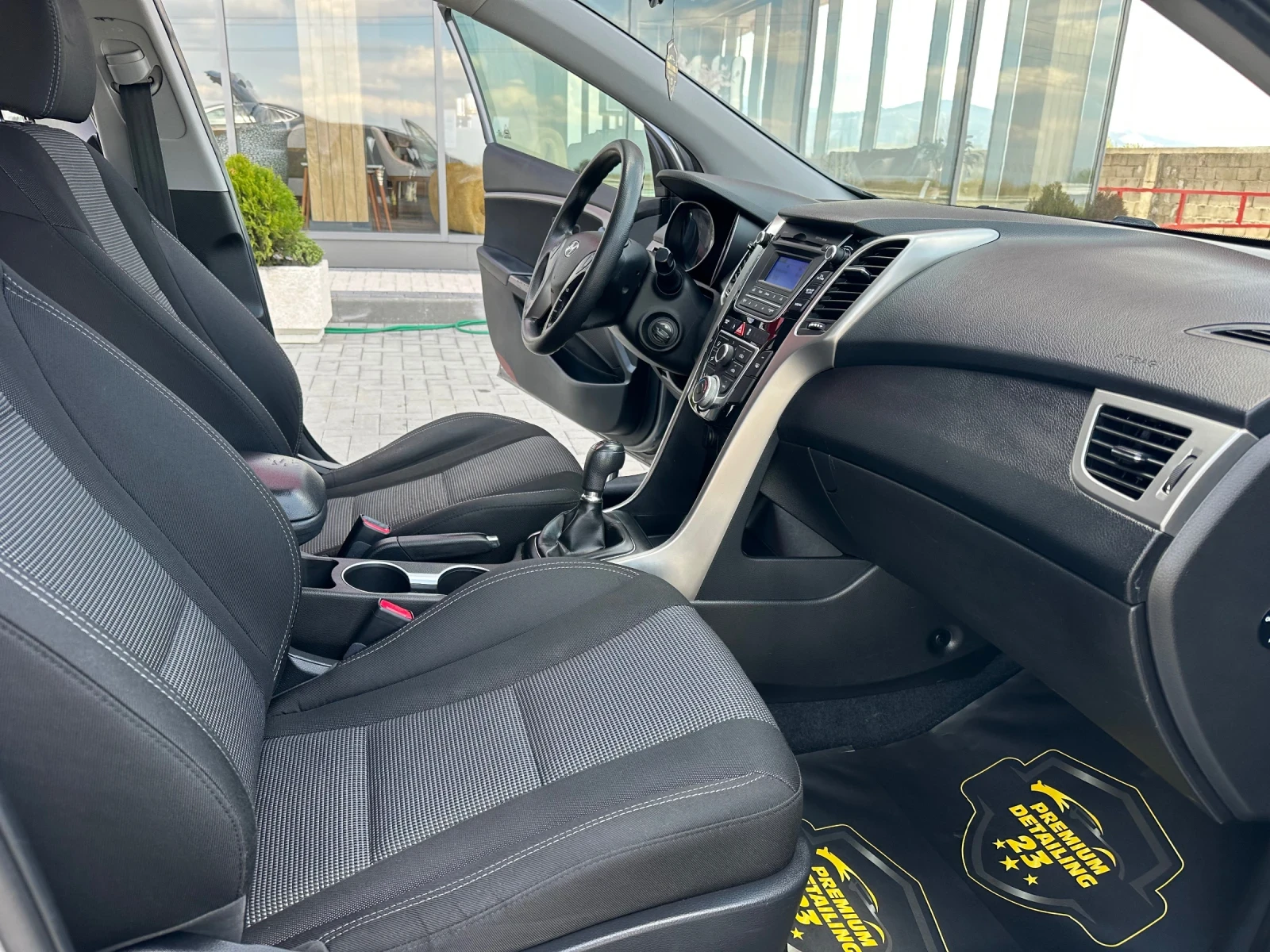 Hyundai I30 1.4 crdi   !!! | Mobile.bg   11