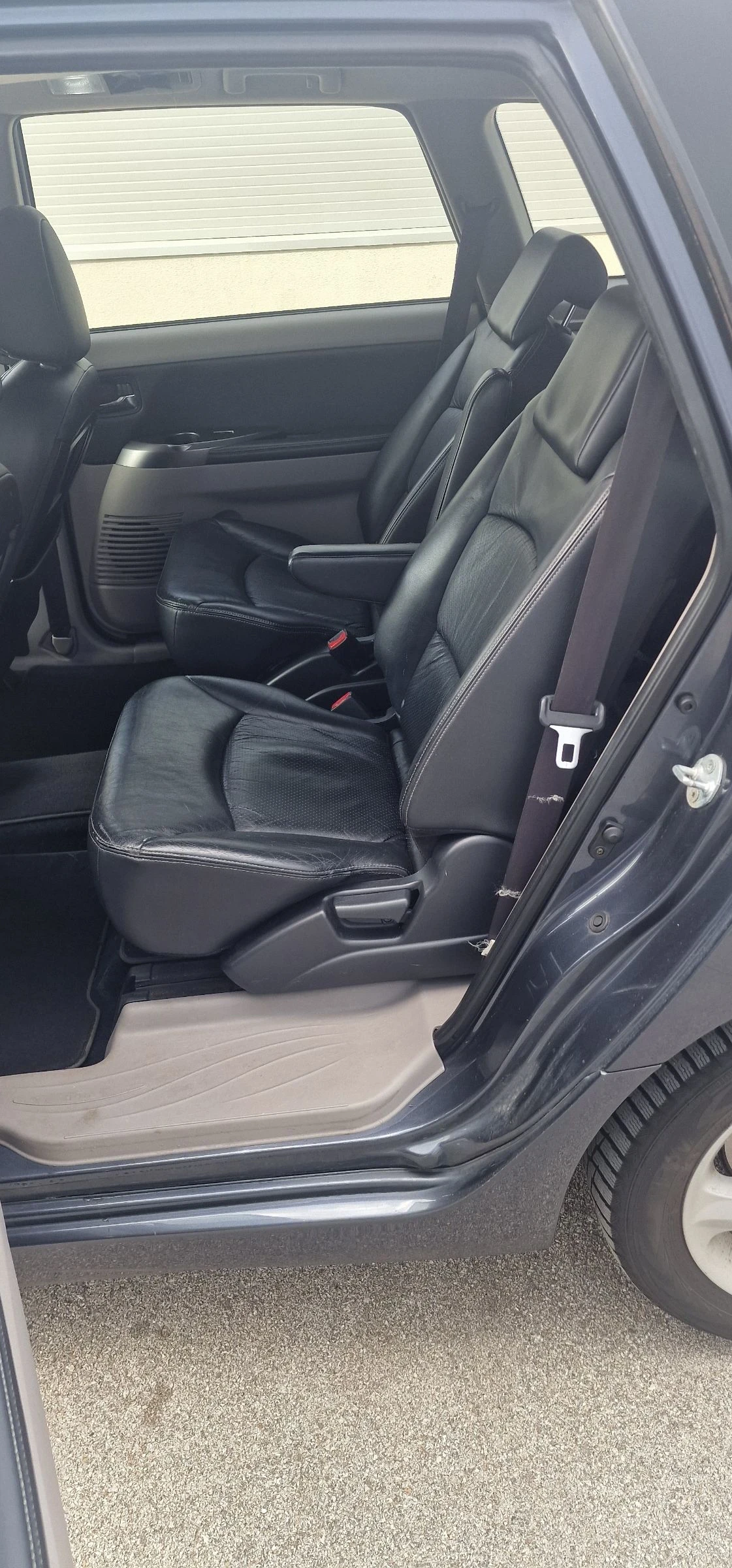 Mitsubishi Grandis 2.4 газ/бензин  - изображение 8