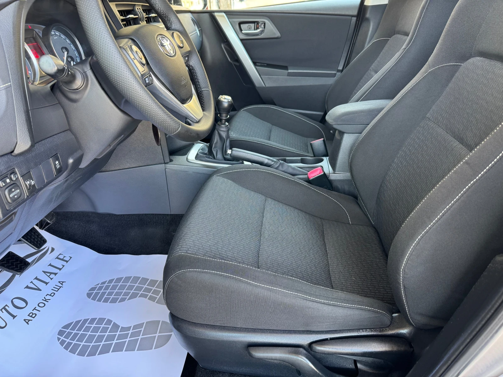 Toyota Auris 1.4 D-4D* 90 kc* 2015 * * EURO 5B | Mobile.bg   13