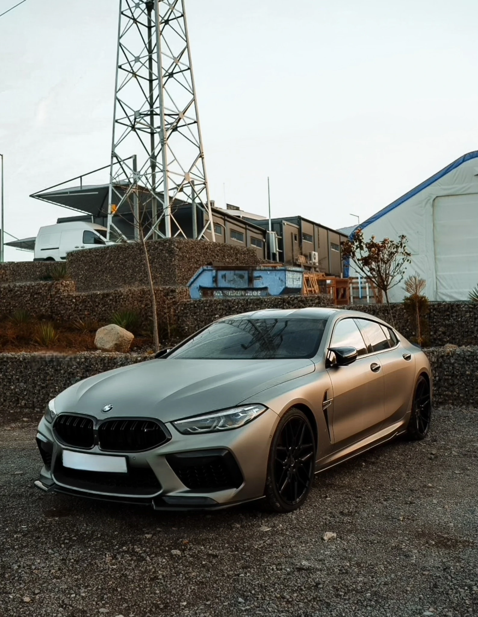 BMW M8 GRAN COUPE - изображение 3