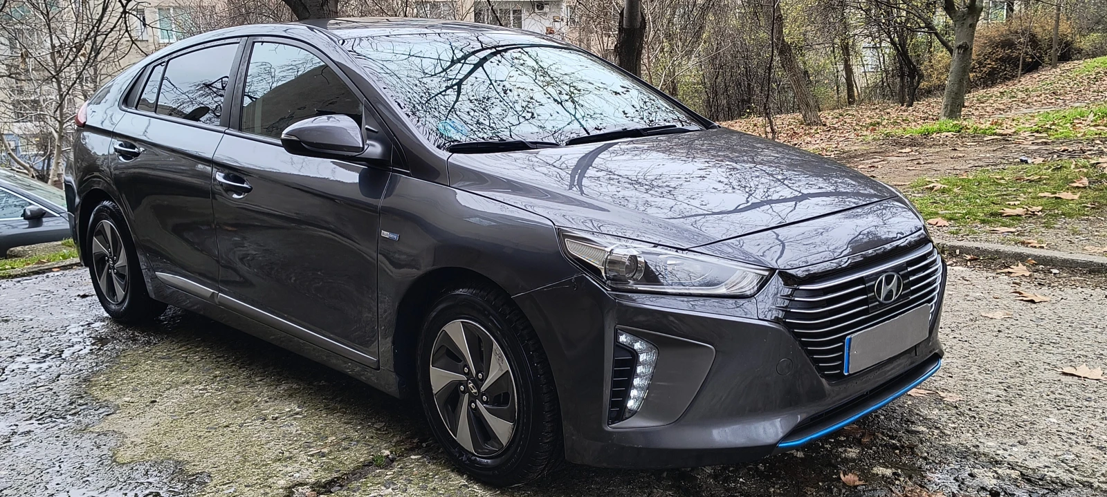 Hyundai Ioniq 1.6 Hibrid - изображение 3