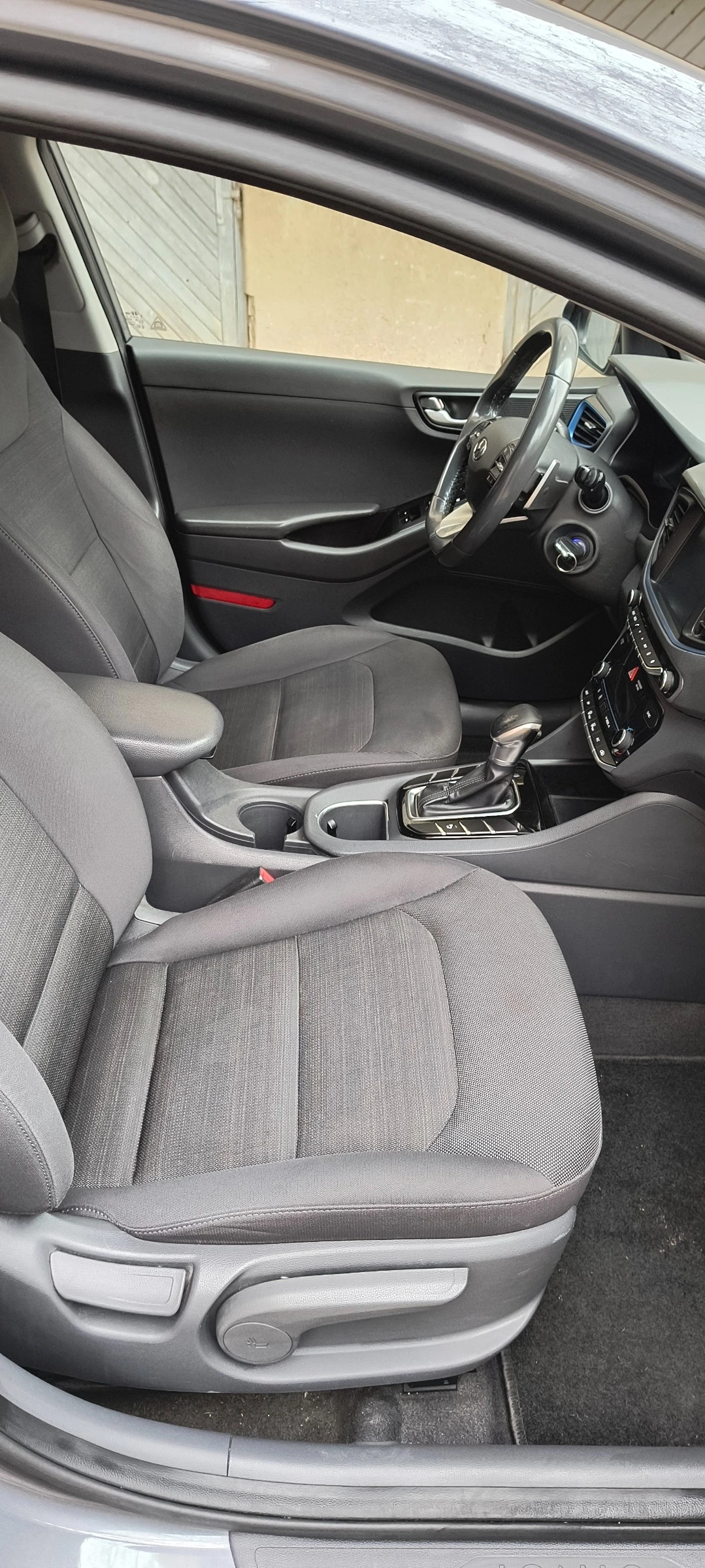 Hyundai Ioniq 1.6 Hibrid | Mobile.bg � ����������� 17