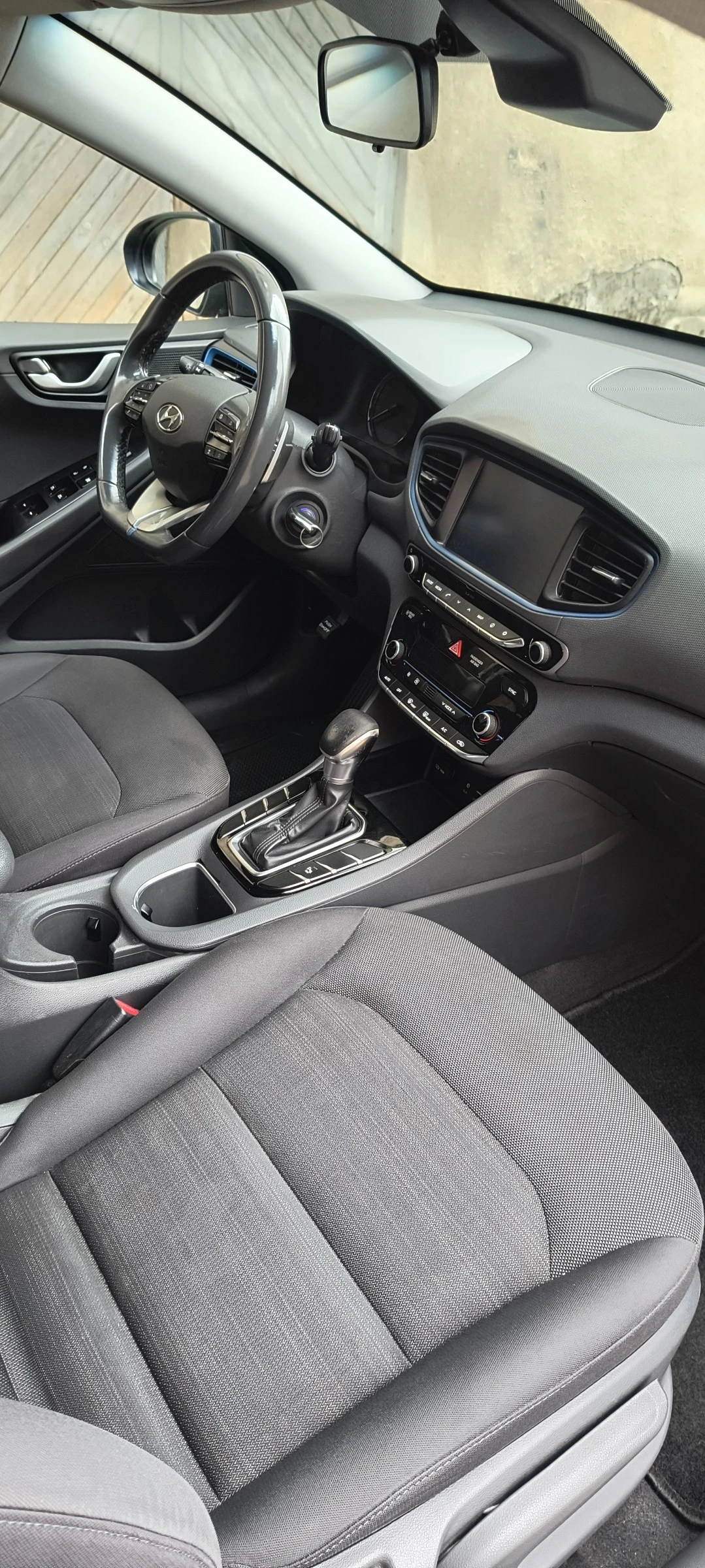 Hyundai Ioniq 1.6 Hibrid | Mobile.bg � ����������� 13