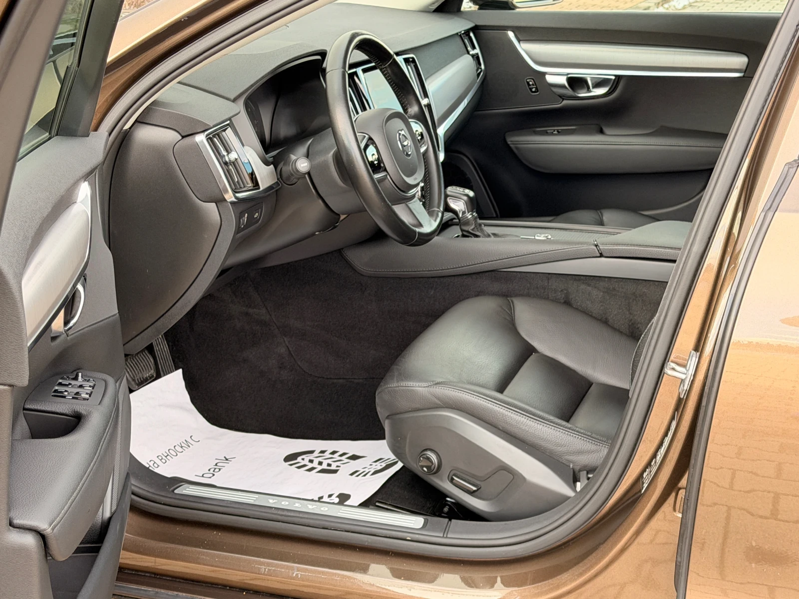 Volvo V90 2.0d-190KC-АВТОМАТ-КОЖА-LED-ЗОНИ-УНИКАЛНА-199Х.КМ- - изображение 9