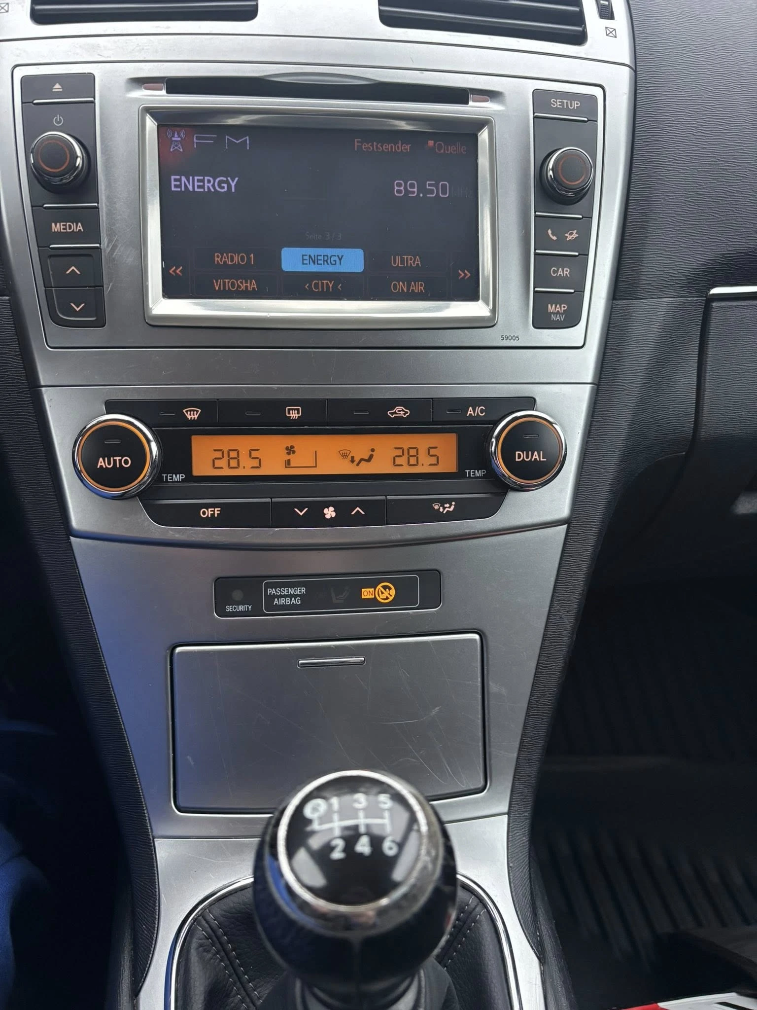 Toyota Avensis 1, 8 БЕНЗИН EURO5 - изображение 10