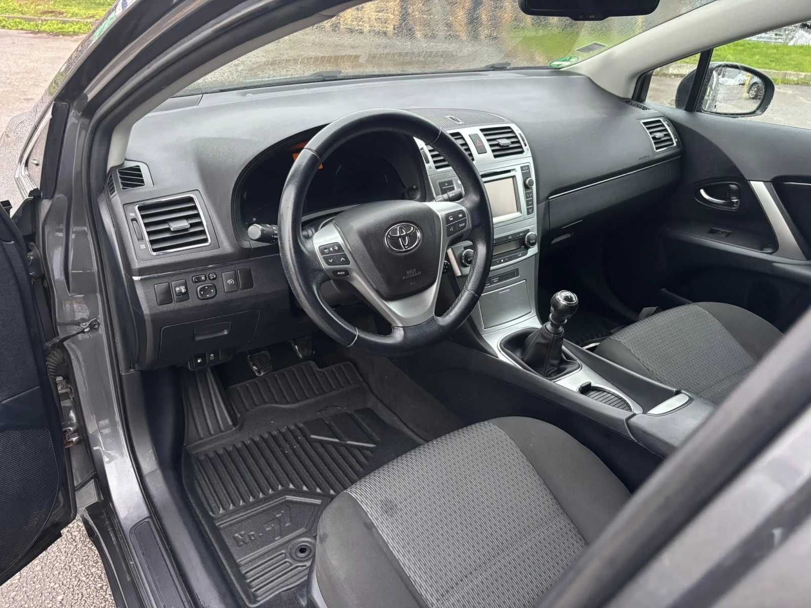 Toyota Avensis 1, 8 ������ EURO5 | Mobile.bg � ����������� 12